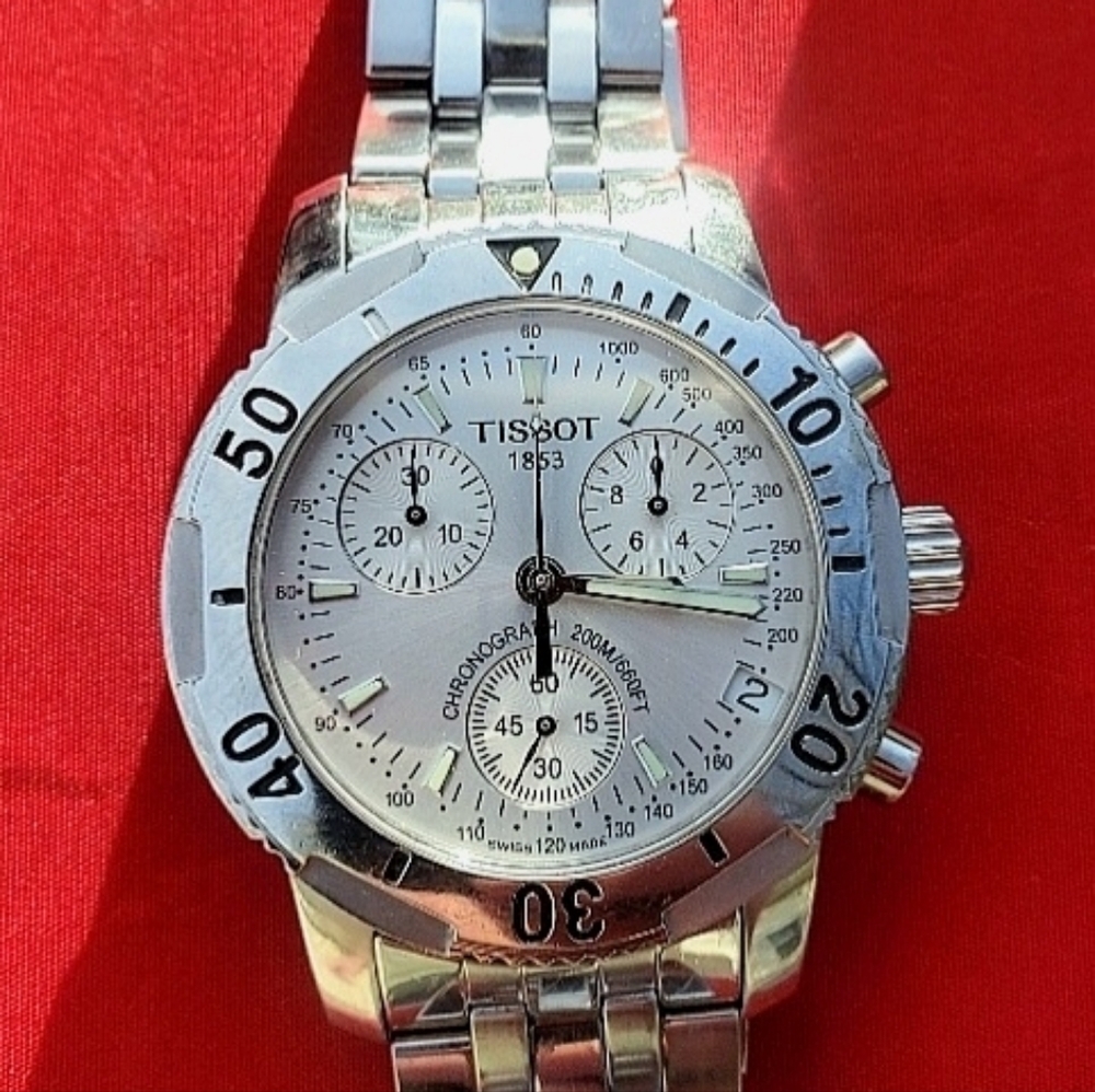 Tissot PRS 200 Chronograph Watch – Full Set (Box & Papers) – Excellent Condition